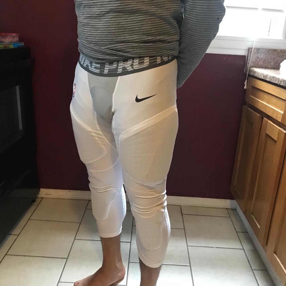 Nike Mens Pro Hyperstrong Tights 881963-100